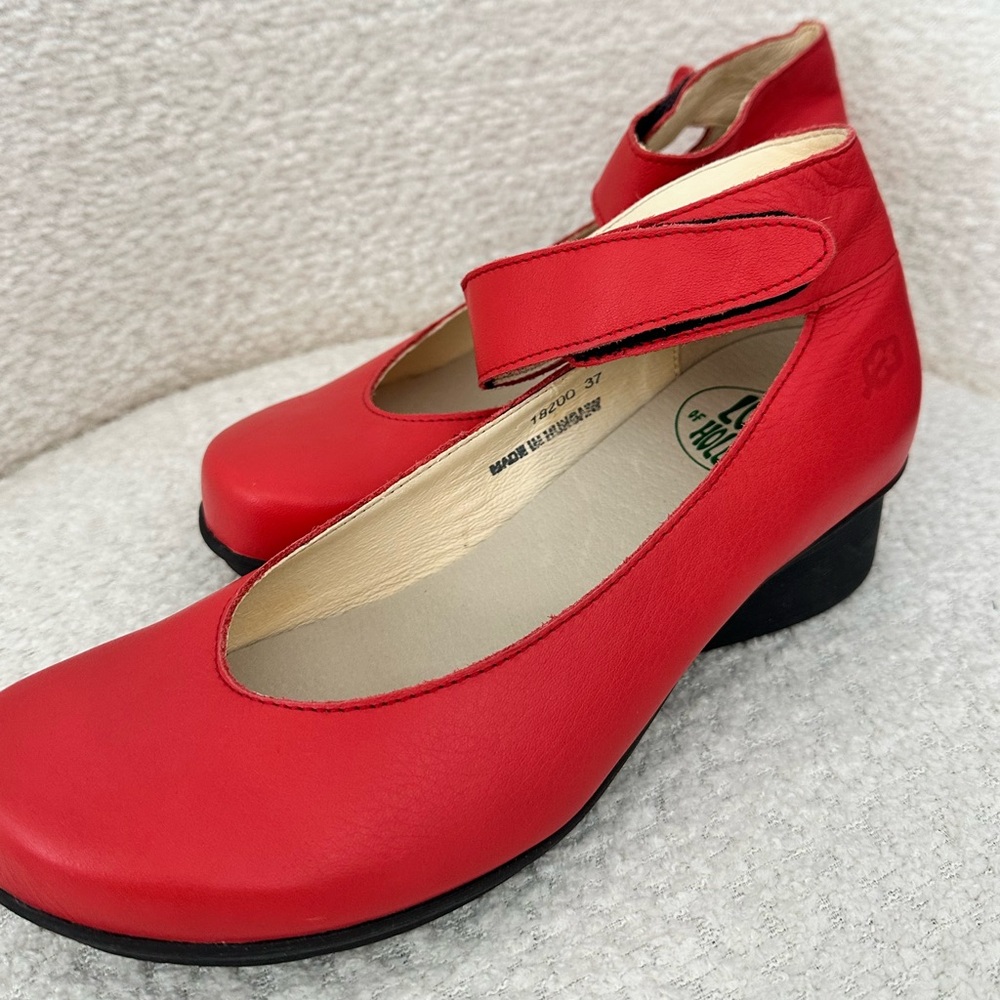 Red Holland Shoes - Picture 3 of 5
